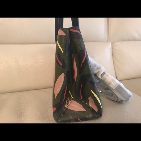 KATE SPADE Crossbody Satchel - Picture 3 of 8